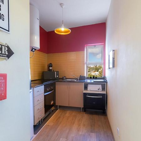 Max Crib - Seafront 2 Bedroom Apart With Ac And Private Parking In Armação de Pêra מראה חיצוני תמונה